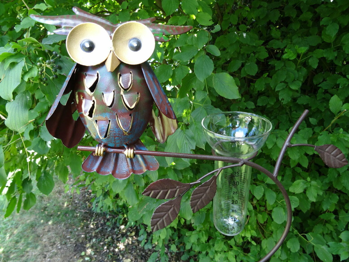 mit Glaseinsatz Gartenstecker Regenmesser bunte Eule aus Metall Vogel B 