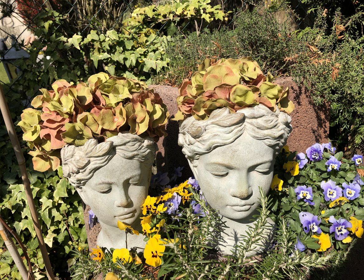 Pflanzkopf Büste Frauenkopf z. Bepflanzen Keramik creme- white 2 Größen