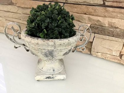 Schale auf Fuss Valo Creme Keramik Landhaus Pflanzkübel Blumentopf Vase H 17 cm
